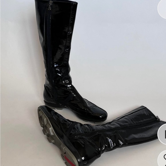 COPY - Prada Hightop Lacquer Boots in size 8.5 - Picture 6 of 6